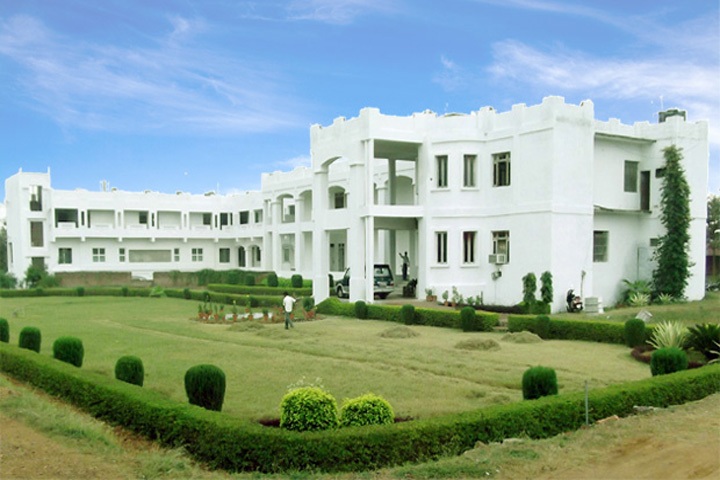 https://cache.careers360.mobi/media/colleges/social-media/media-gallery/9442/2020/12/3/Campus View of Mahatma Gandhi College of Law Gwalior_Campus-View.jpg